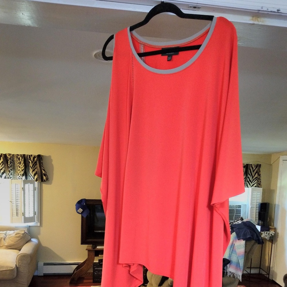 Swing oversized blouse
